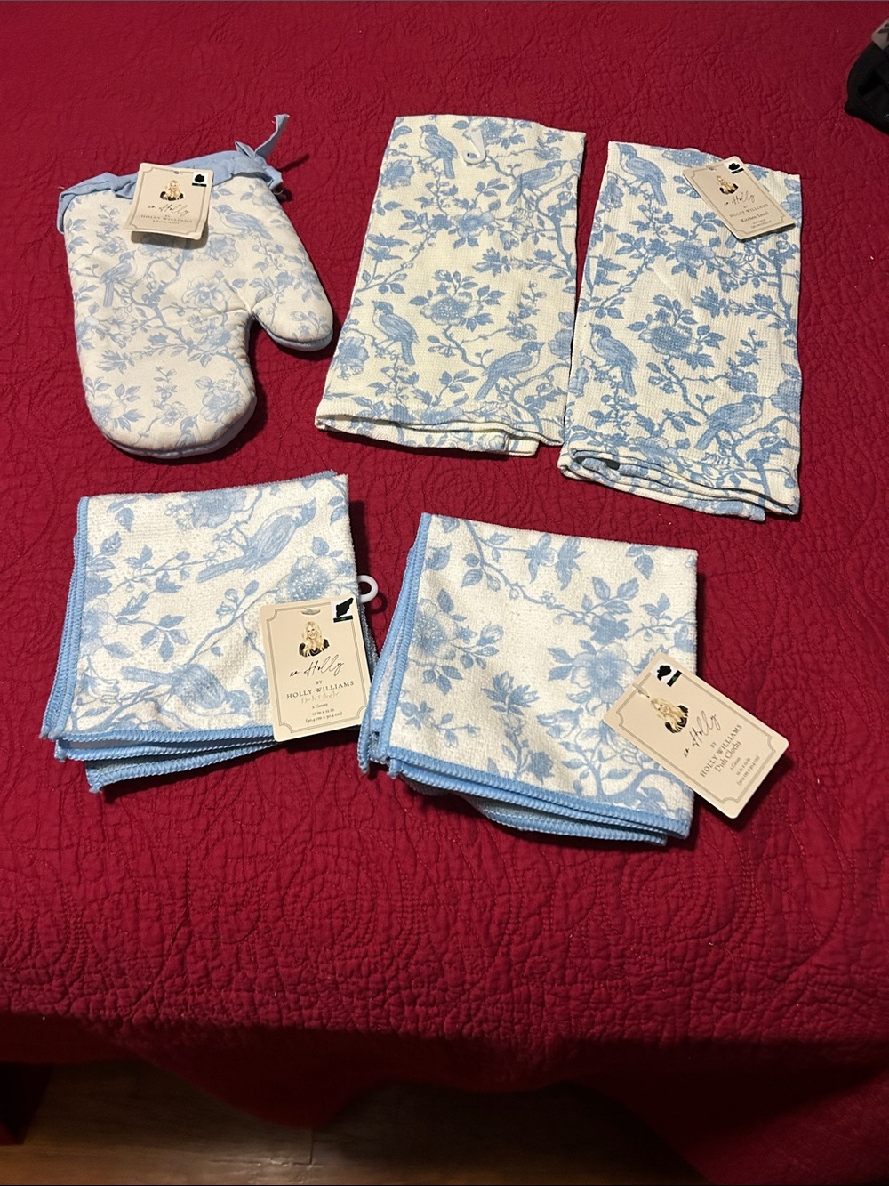 Holly Williams 5 pcs Blue & White Kitchen Towel and Mitt , wash clothes set nwt
